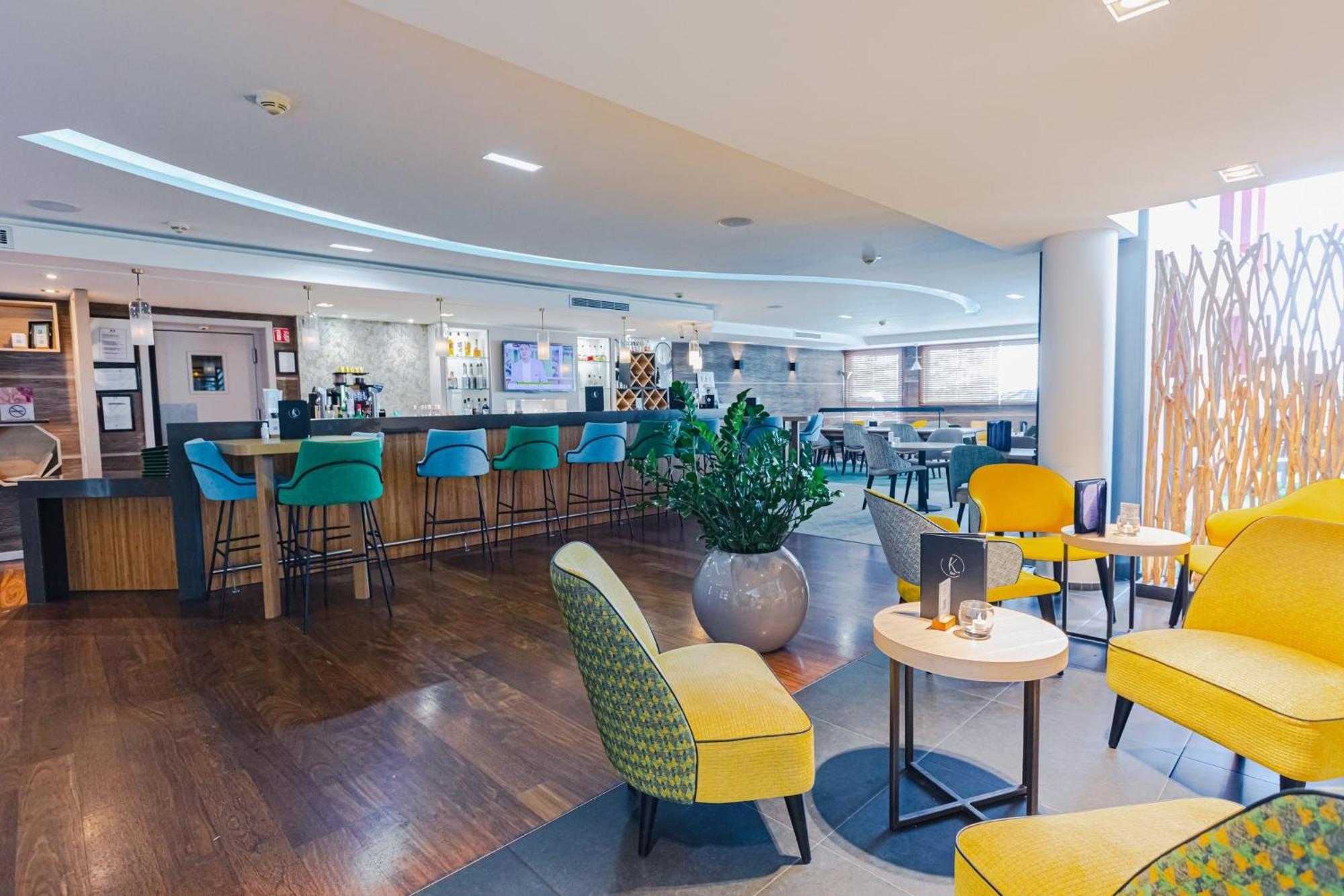 Holiday Inn Mulhouse By Ihg Bagian luar foto