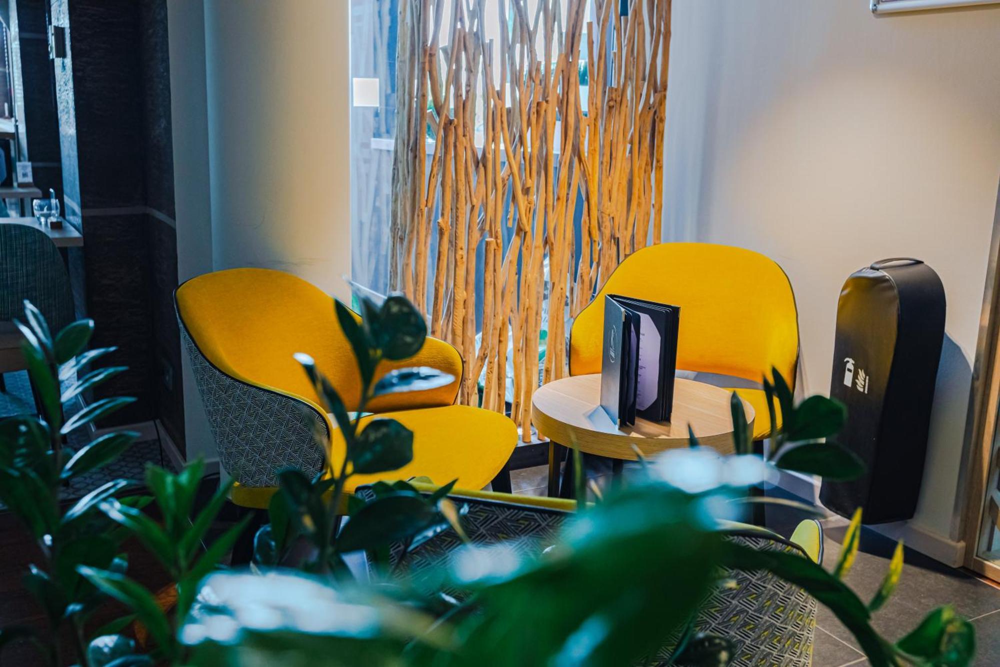 Holiday Inn Mulhouse By Ihg Bagian luar foto