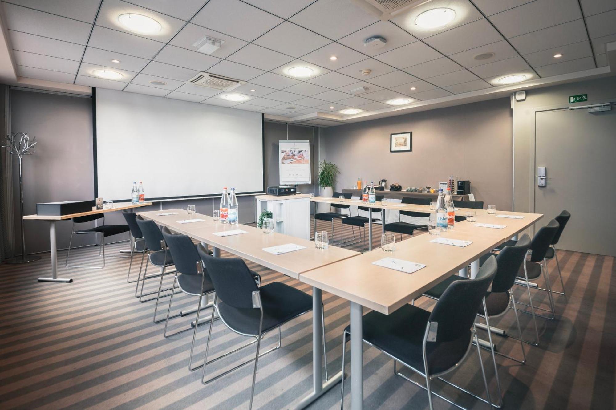 Holiday Inn Mulhouse By Ihg Bagian luar foto